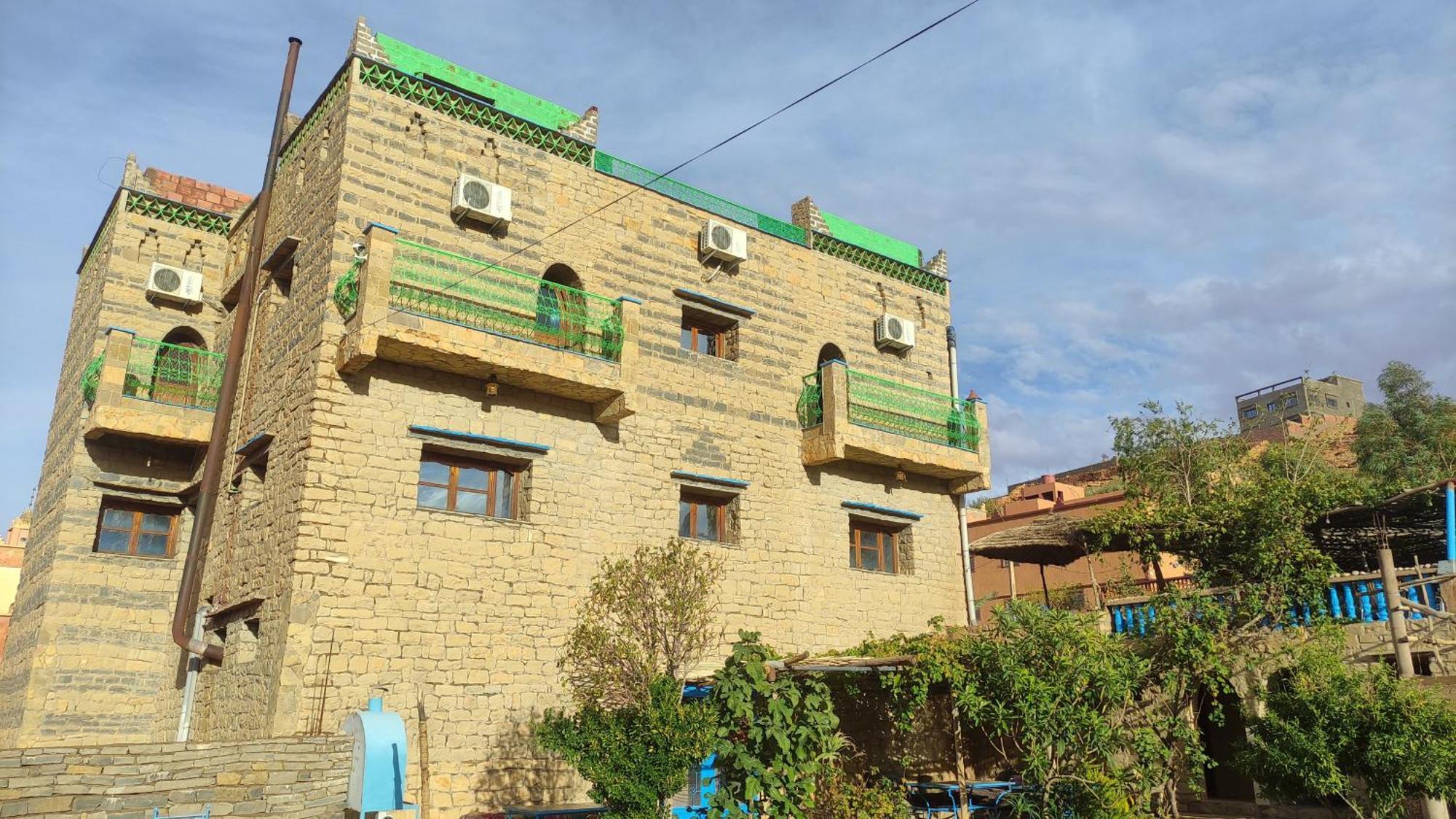 Maison La Lune Des Gorges Tinghir ภายนอก รูปภาพ