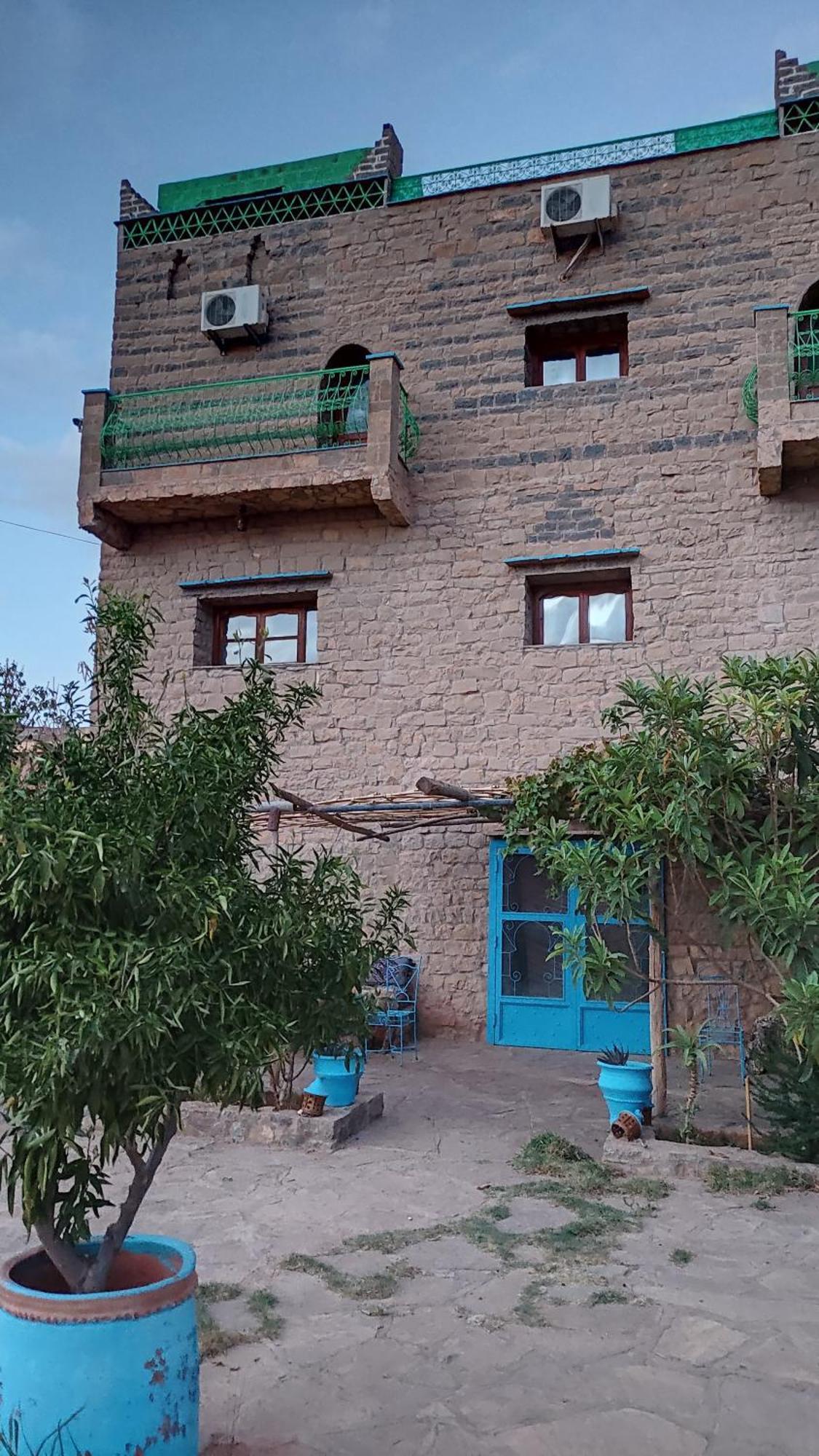 Maison La Lune Des Gorges Tinghir ภายนอก รูปภาพ